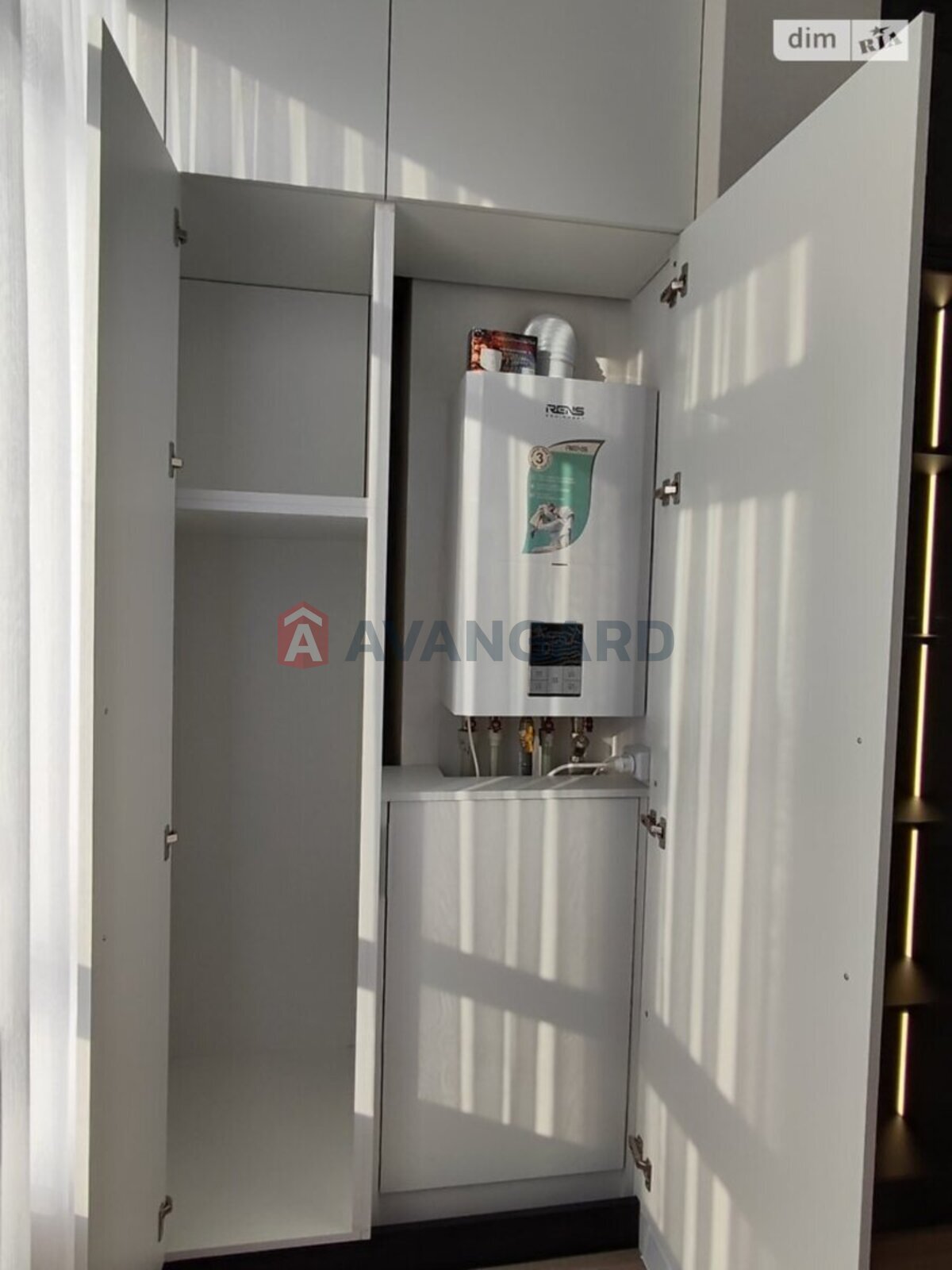 1 ��. ��������, 43/16/15 ��. �., 4/15 ������ ���� 6