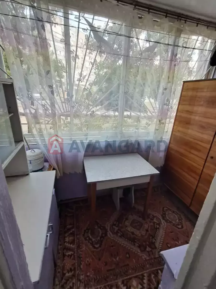 1 ��. ��������, 38/17/7 ��. �., 1/9 ������ ���� 4