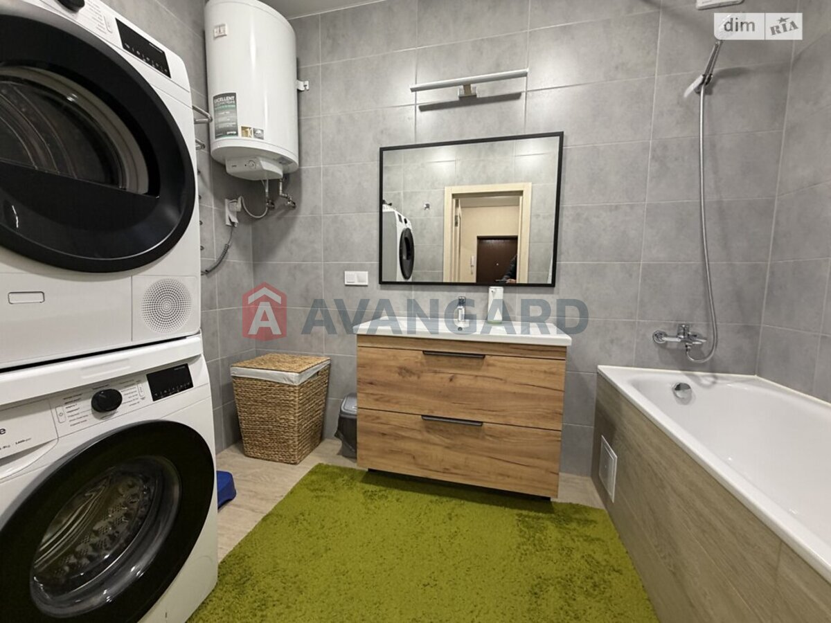 2 ��. ��������, 70/-/19 ��. �., 7/8 ������ ���� 6