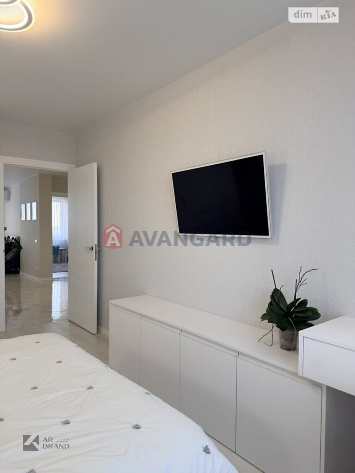 2 ��. ��������, 73/43/12 ��. �., 15/16 ������ ���� 13