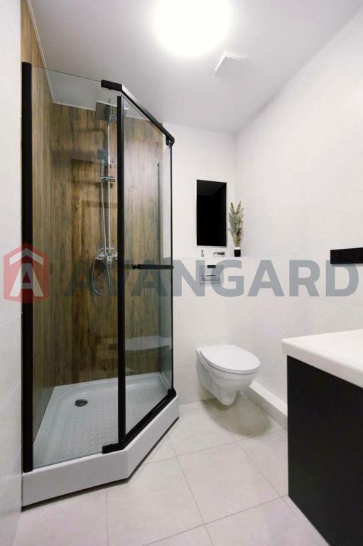 2 ��. ��������, 78/44/24 ��. �., 23/25 ������ ���� 11