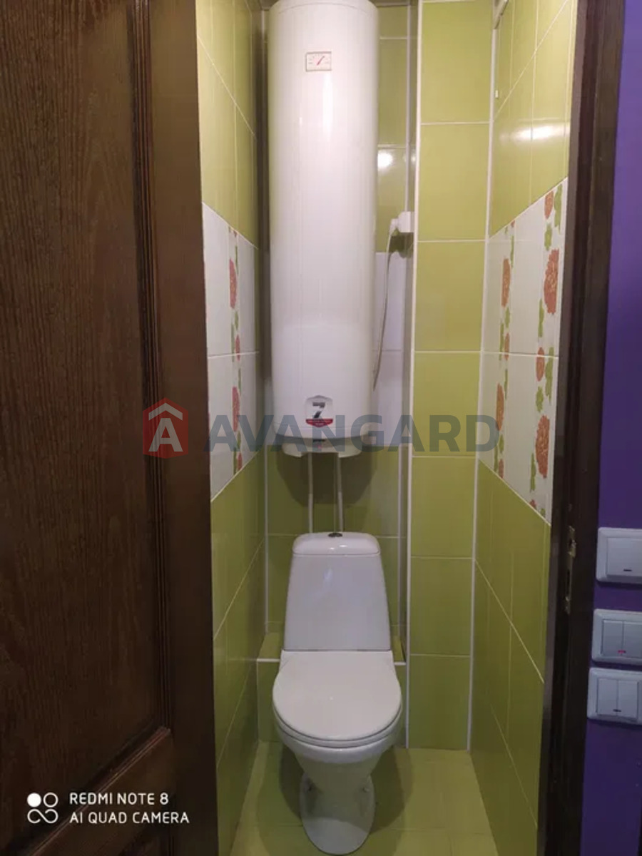 3 ��. ��������, 54/-/6 ��. �., 4/5 ������ ���� 8