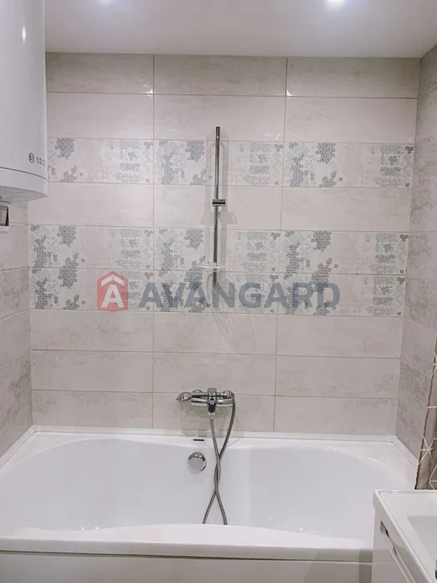 3 . , 68/-/10 . ., 2/9   7