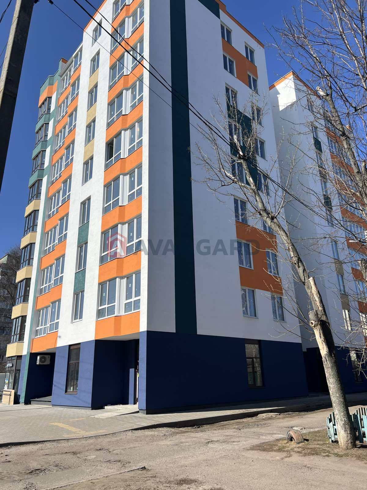 3 ��. ��������, 103/45/11 ��. �., 4/10 ������ ���� 2