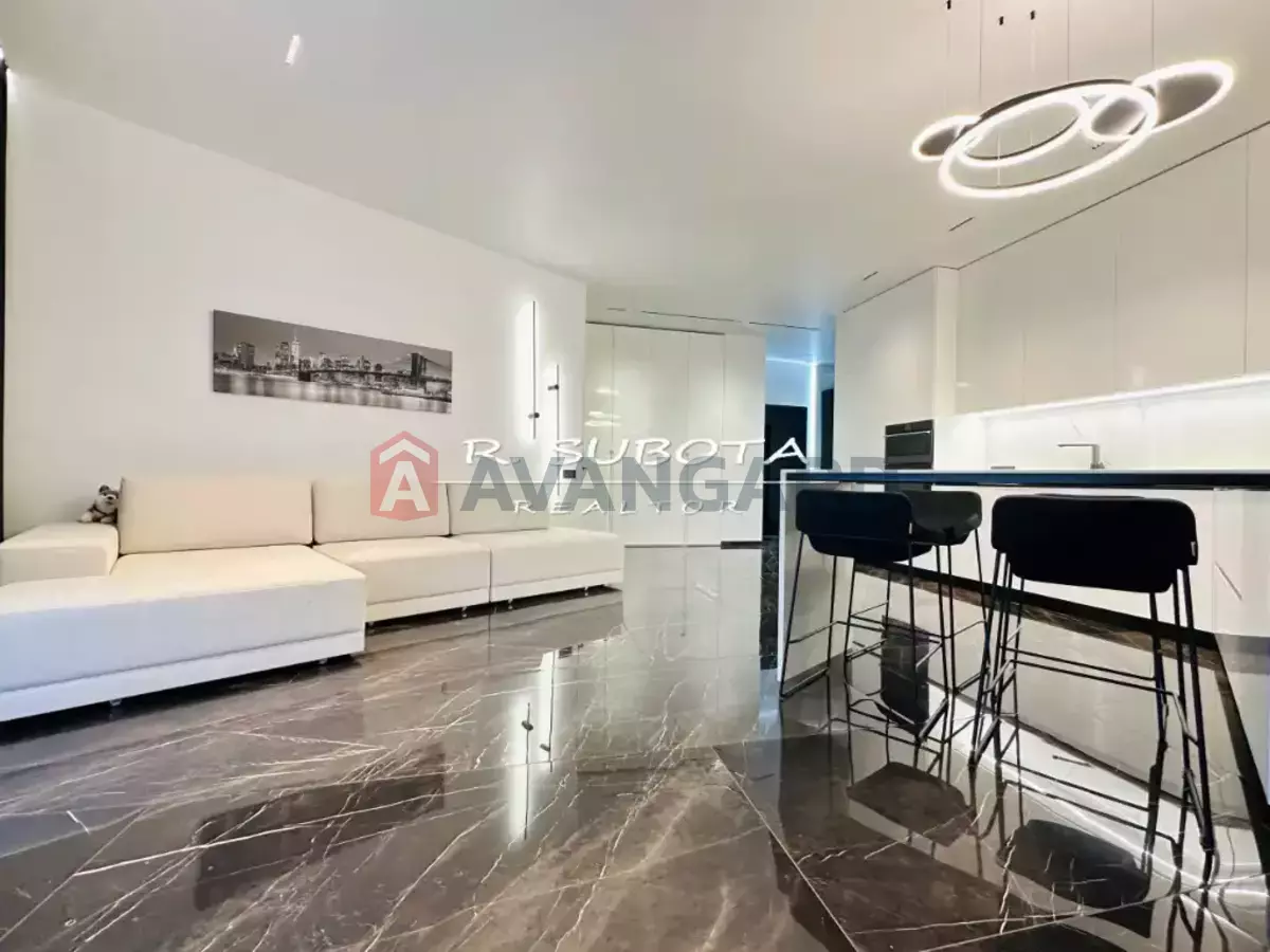 2 ��. ��������, 92/-/- ��. �., 14/25 ������ ���� 9