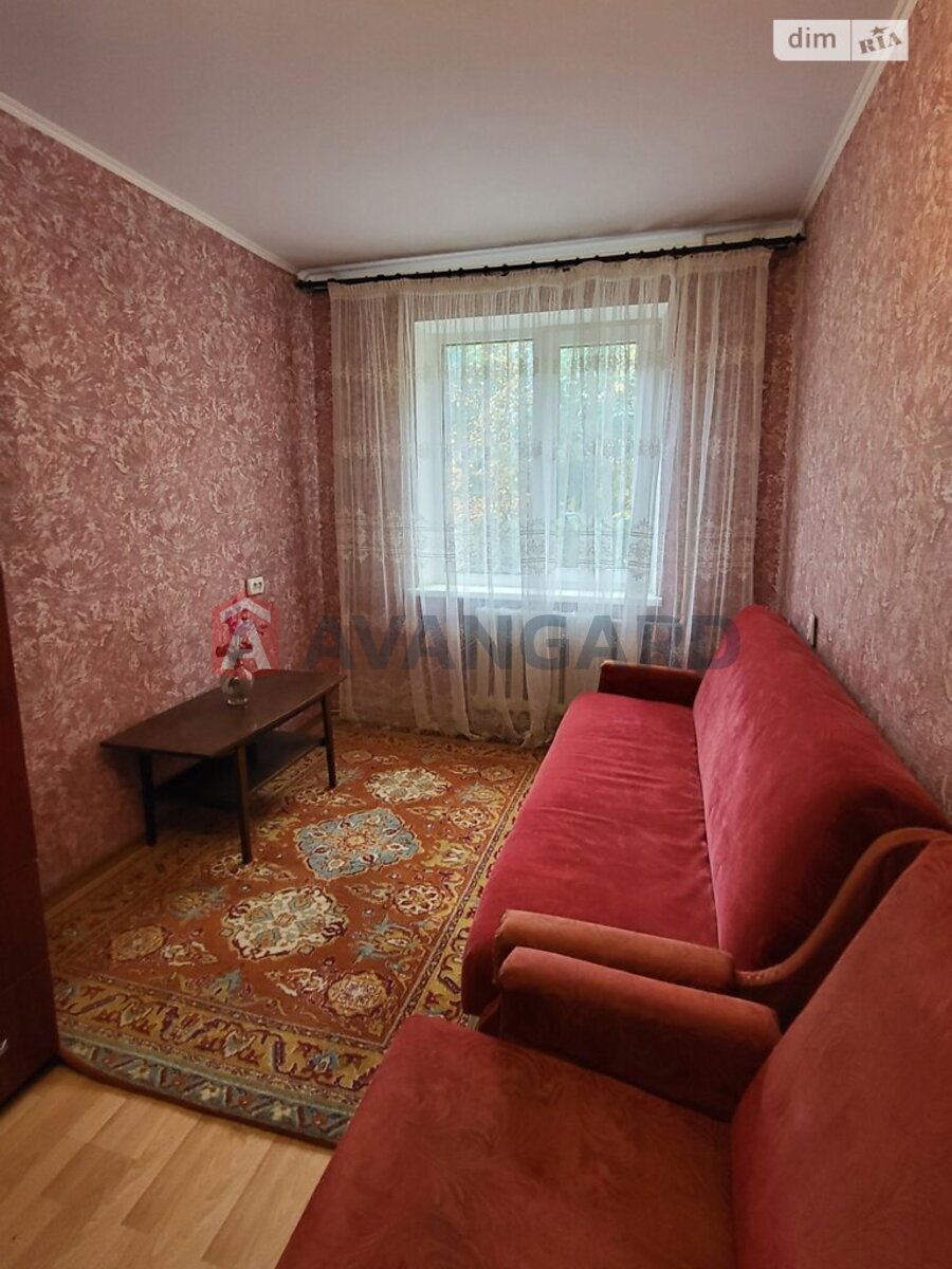 4 ��. ��������, 60/43/5 ��. �., 2/5 ������ ���� 7