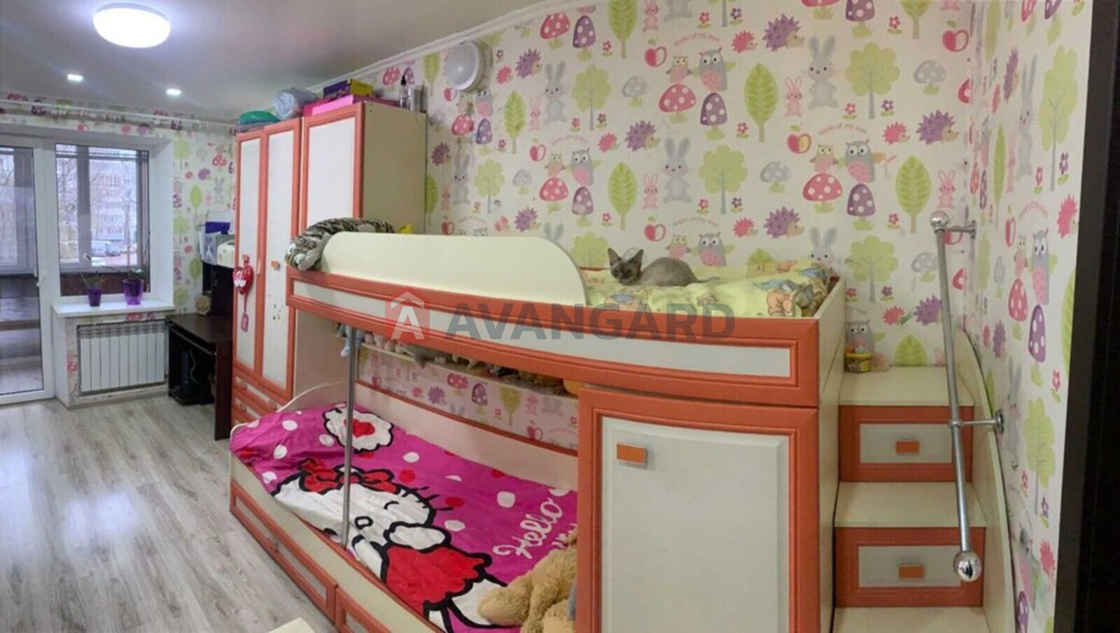 4 ��. ��������, 77/-/9 ��. �., 3/9 ������ ���� 24