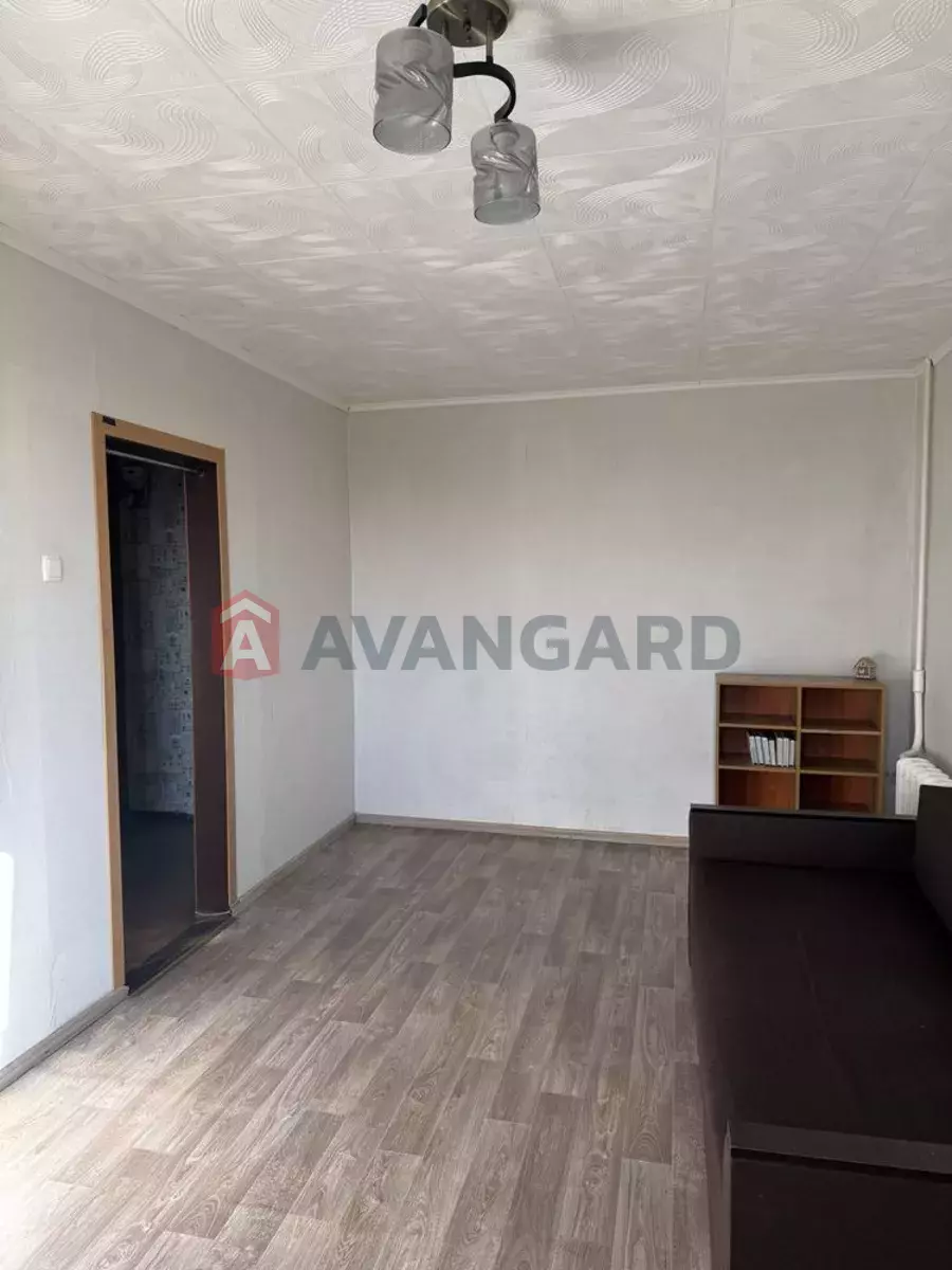 1 ����. ��������, 30/-/8 ��. �., 8/9 ���� ���� 7