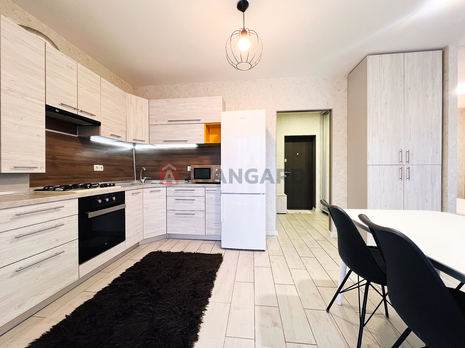 1 . , 44,3/25,8/14,7 . ., 4/10   20