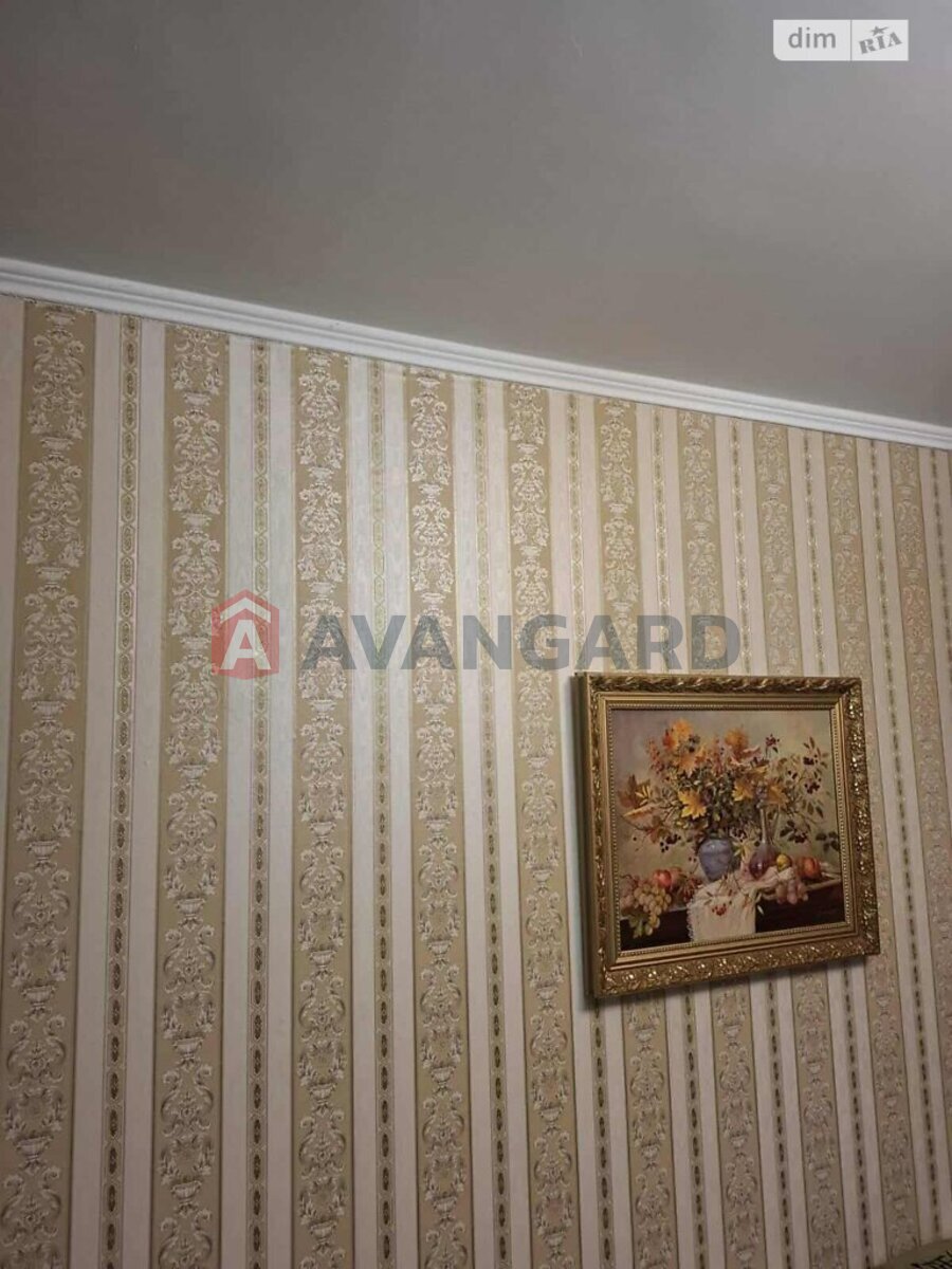 2 ��. ��������, 50/30/8 ��. �., 8/10 ������ ���� 9