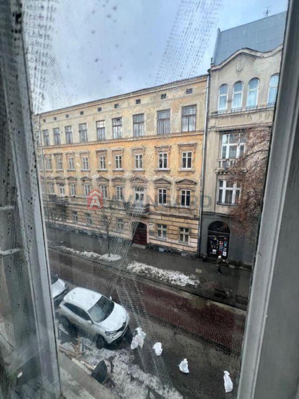 2 ��. ��������, 53/-/10 ��. �., 3/3 ������ ���� 17