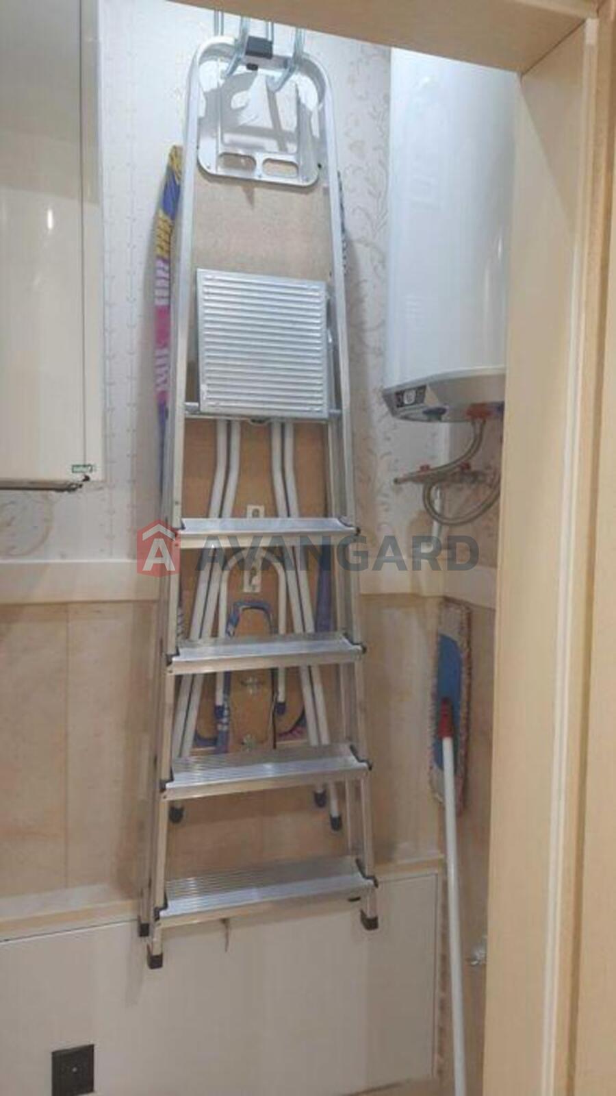 2 ��. ��������, 78/-/52 ��. �., 10/25 ������ ���� 24