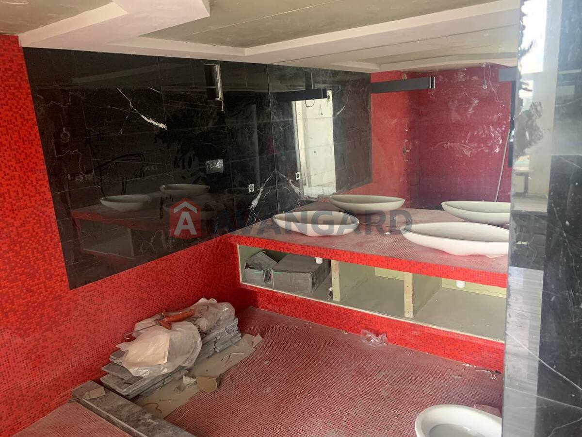 5 ����. ��������, 278/240/25 ��. �., 11/11 ���� ���� 27