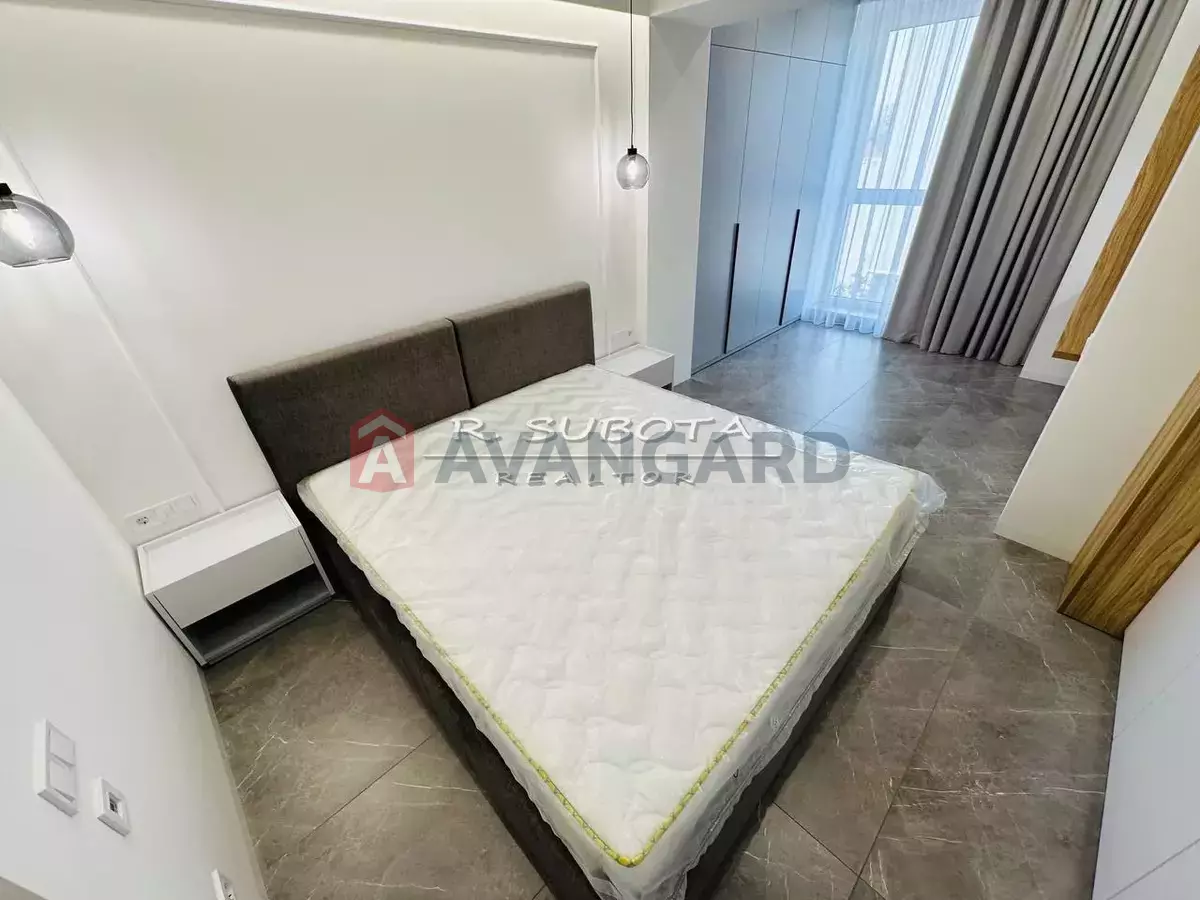 3 . , 93/-/- . ., 7/8   6