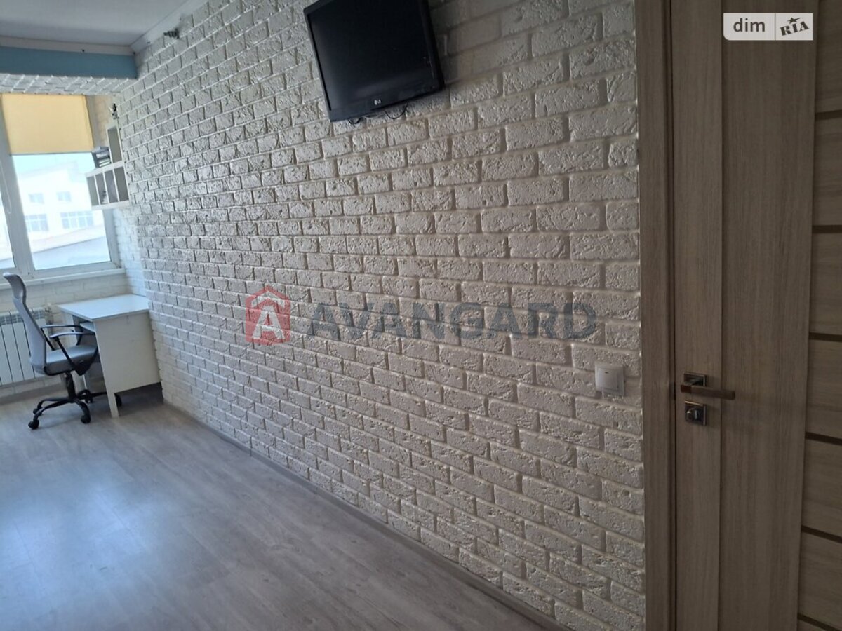 1 ����. ��������, 49/24/14 ��. �., 2/12 ���� ���� 5