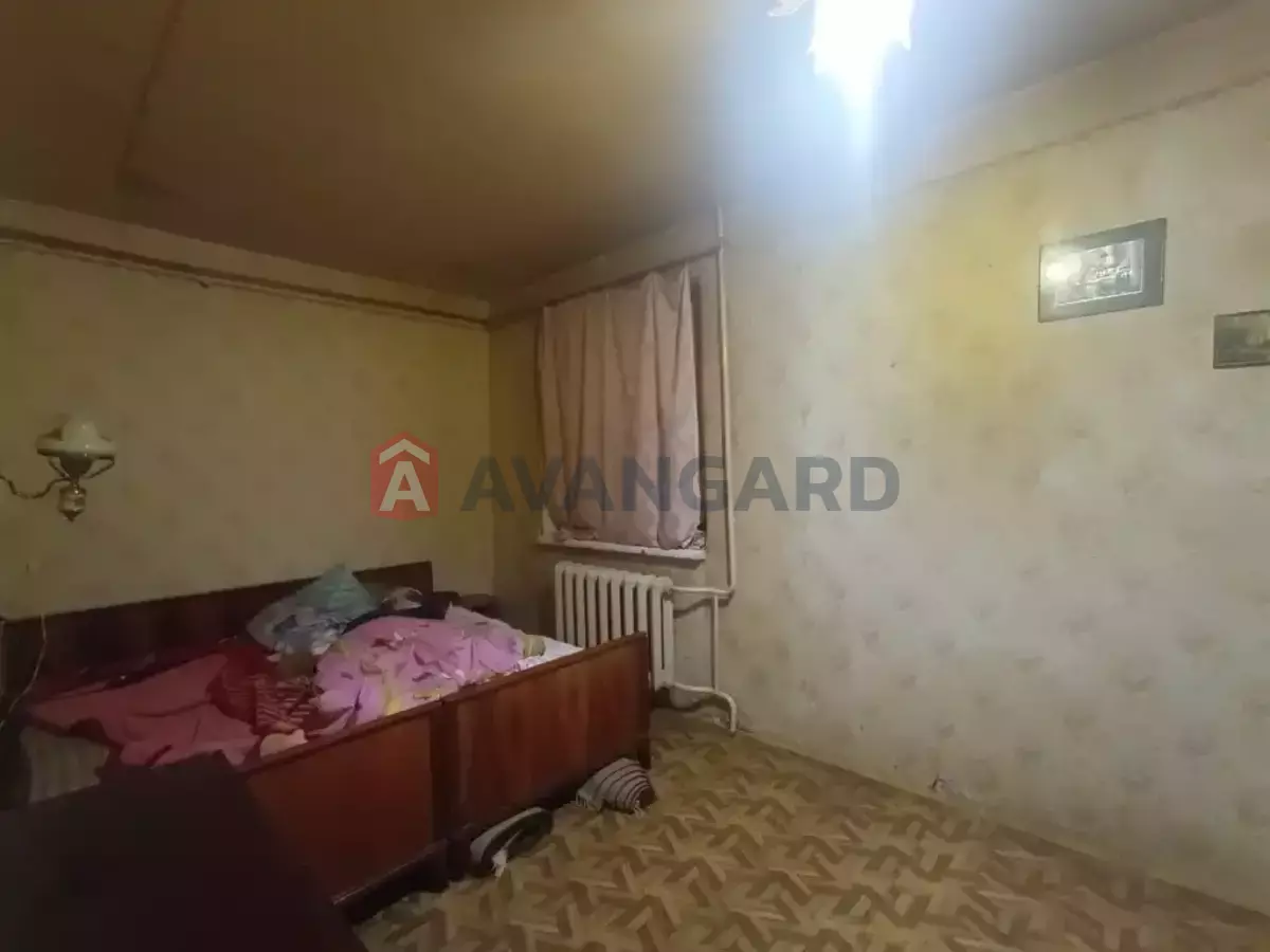 2 ��. ��������, 44/28/6 ��. �., 1/5 ������ ���� 3