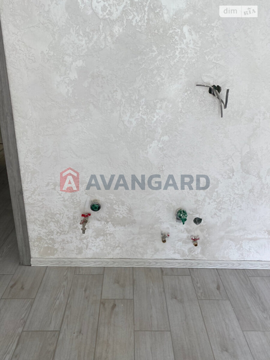 1 ����. ��������, 40/18/10 ��. �., 1/9 ���� ���� 15