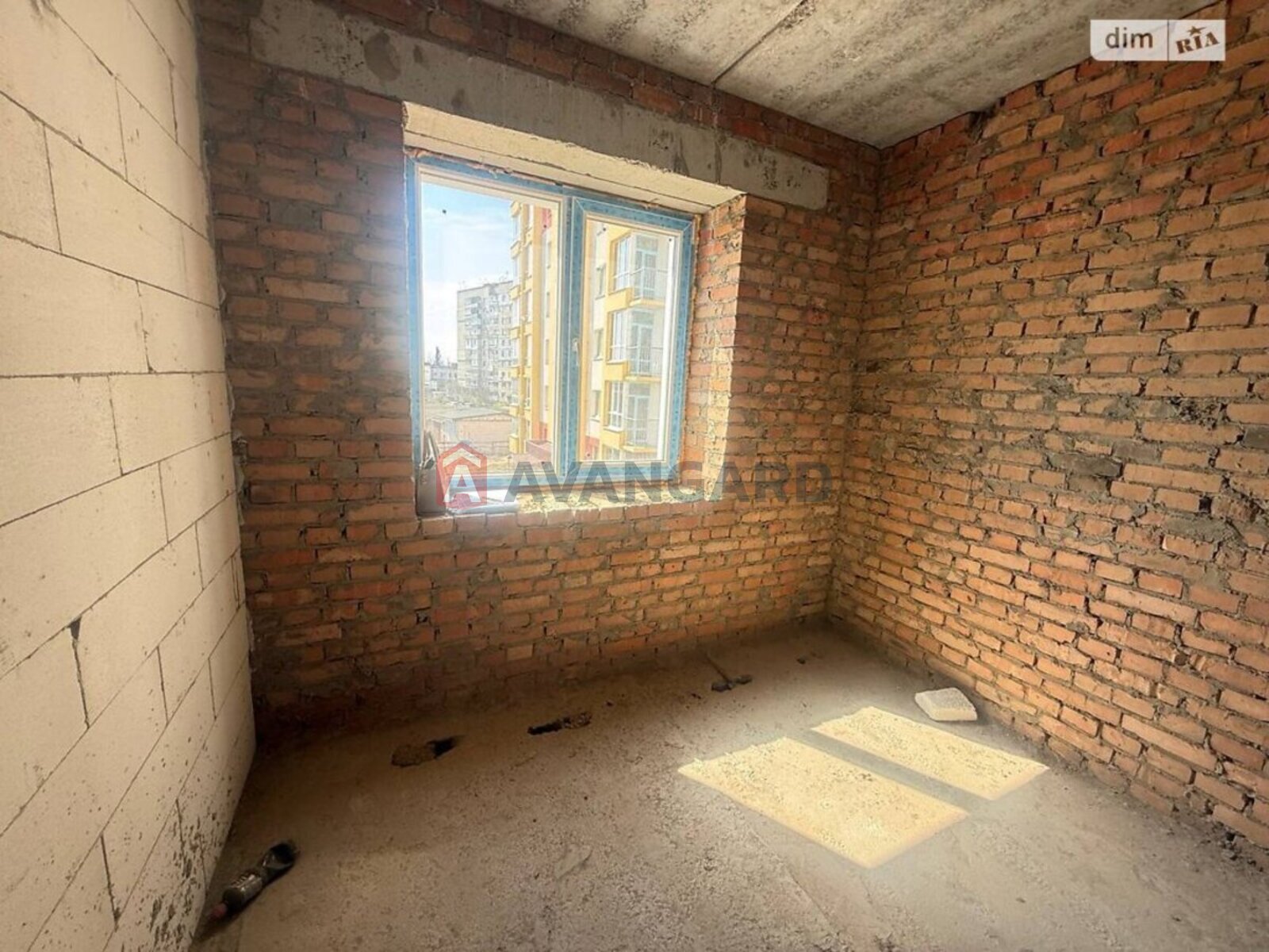 3 ����. ��������, 83/40/15 ��. �., 2/6 ���� ���� 15