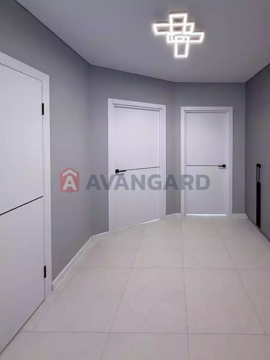 1 ��. ��������, 42/-/18 ��. �., 9/10 ������ ���� 12