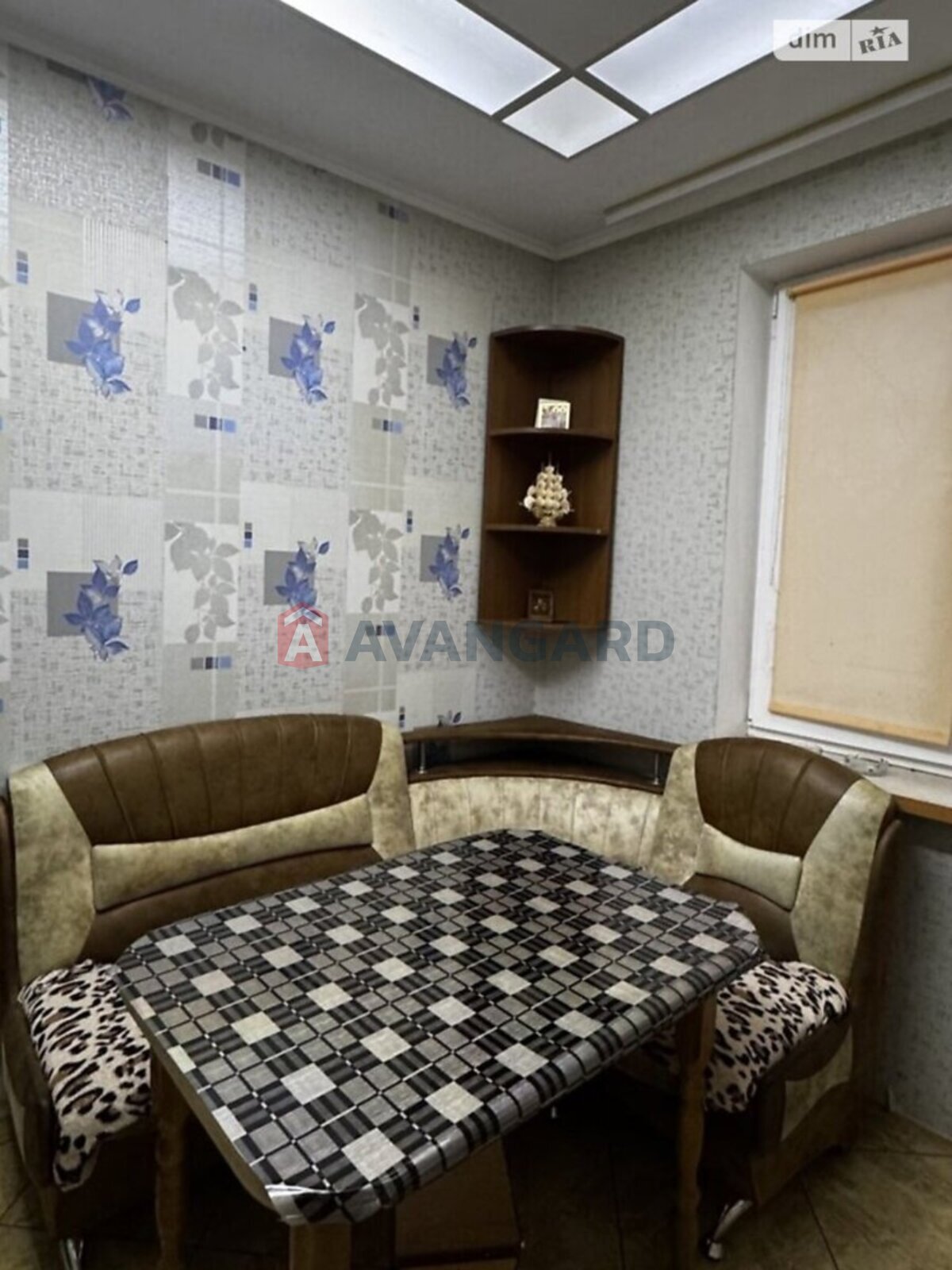 2 ��. ��������, 43/22/8 ��. �., 1/5 ������ ���� 5