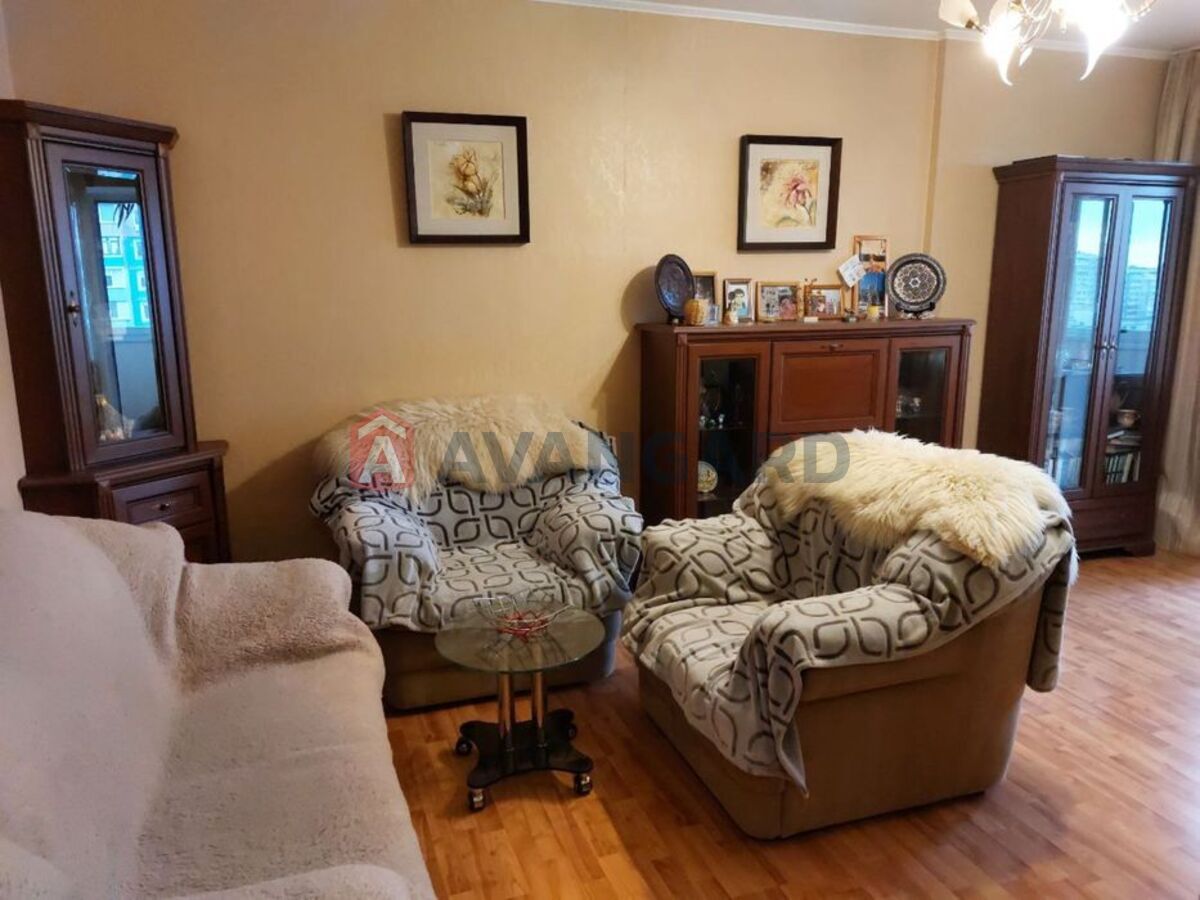 2 ����. ��������, 53/-/8 ��. �., 8/10 ���� ���� 1