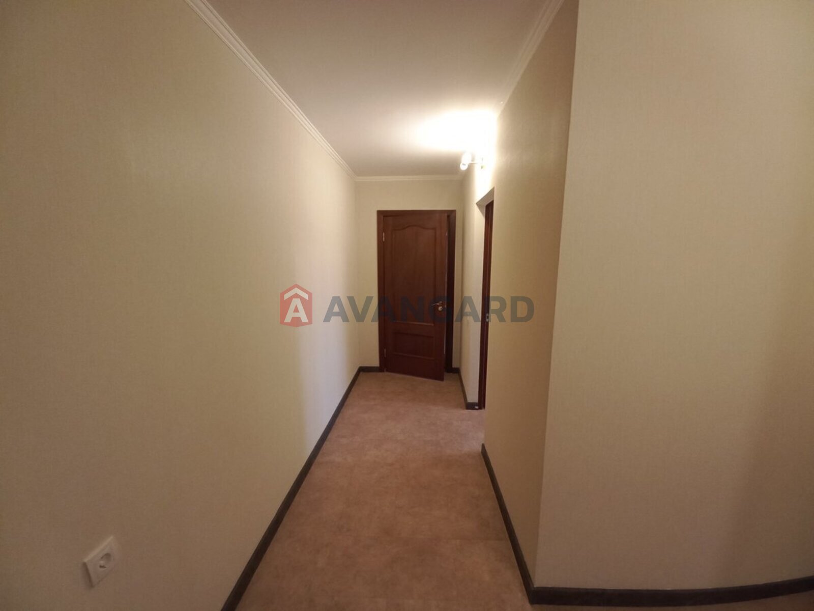 1 ��. ��������, 39/16/7 ��. �., 6/9 ������ ���� 1