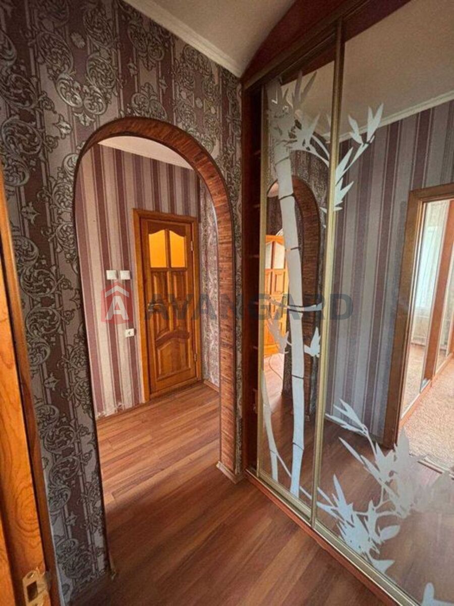 2 ��. ��������, 50/-/7 ��. �., 4/9 ������ ���� 20