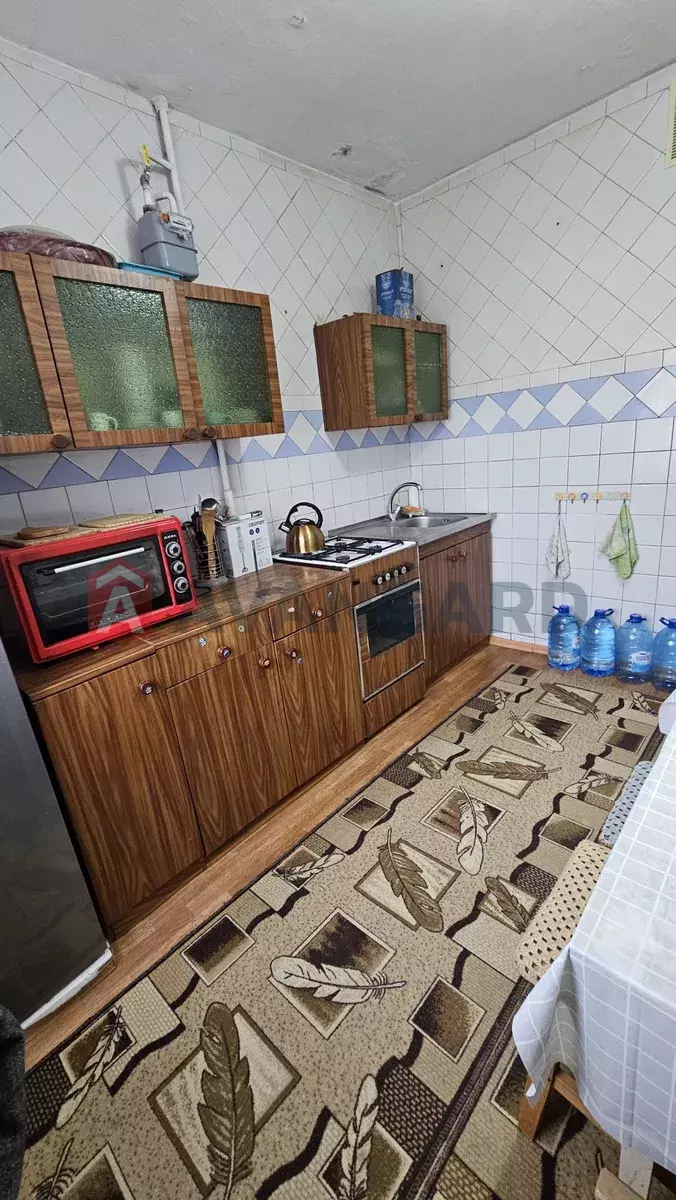 1 ��. ��������, 37/-/8 ��. �., 3/5 ������ ���� 3