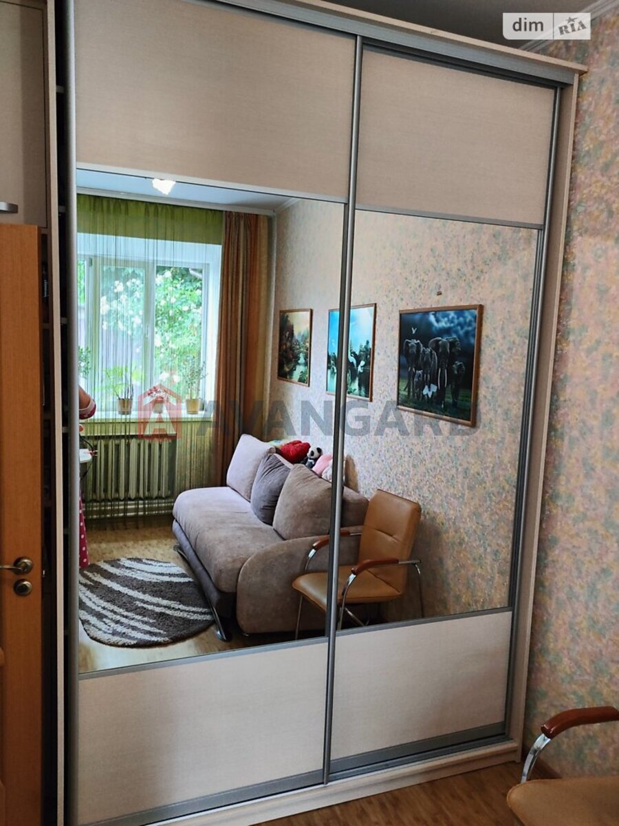 3 кім. квартира, 63/-/10 кв. м., 1/2 поверх фото 10 3 кім. квартира, 63/-/10 кв. м., 1/2 поверх фото 10