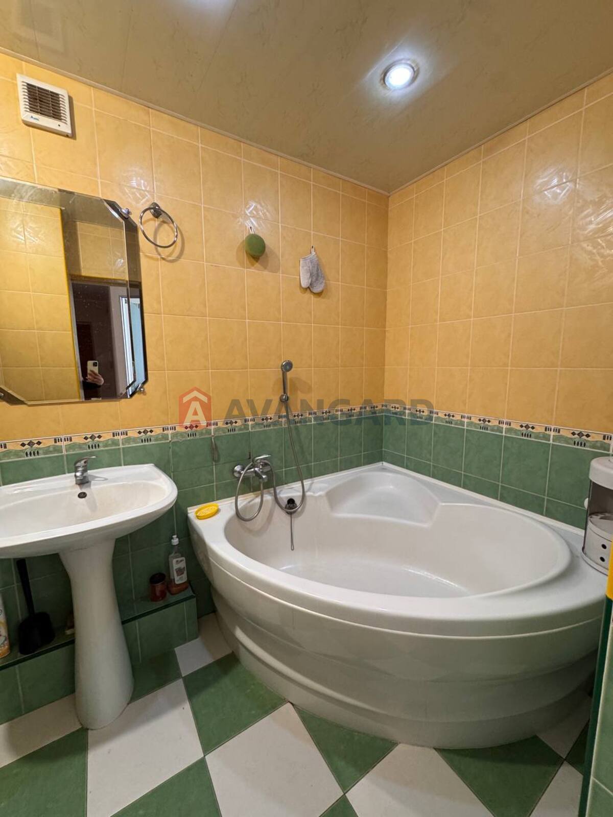 2 ��. ��������, 48/-/7 ��. �., 1/5 ������ ���� 16