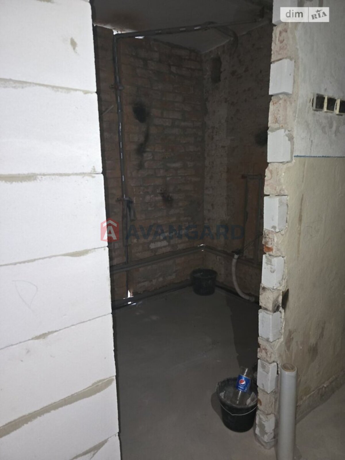 3 ��. ��������, 59/-/- ��. �., 4/5 ������ ���� 11