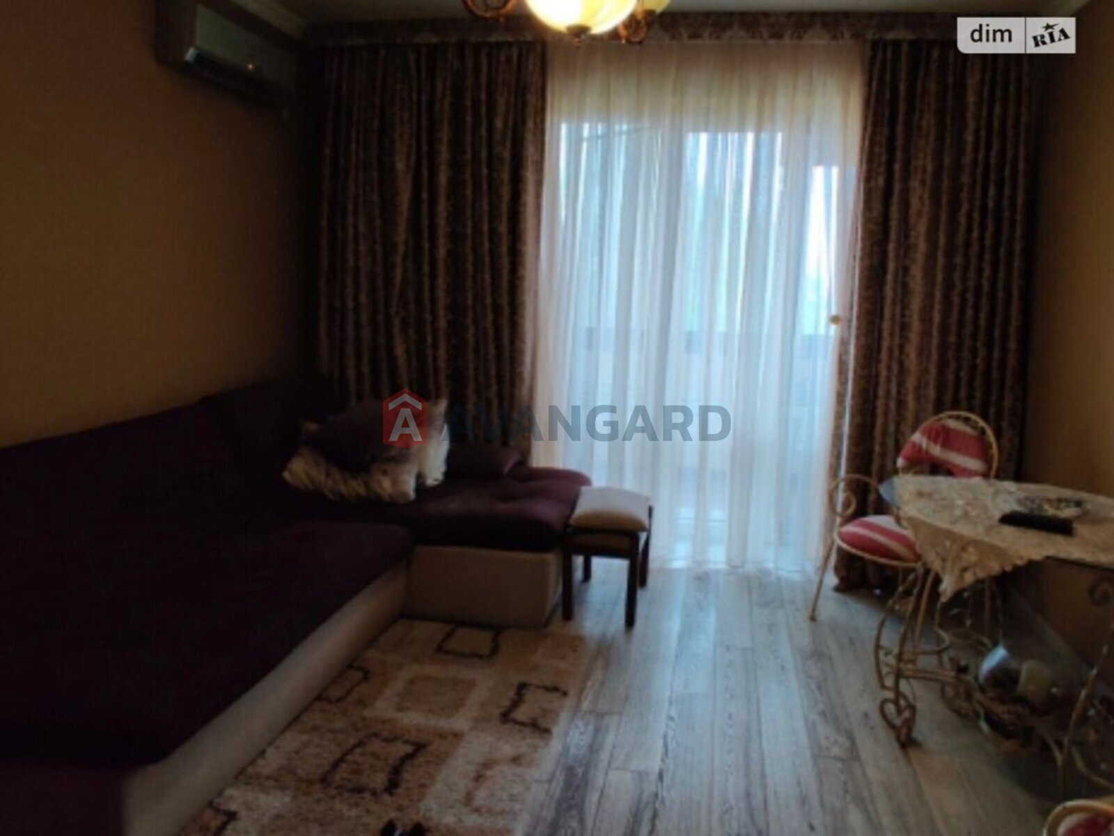 4 комн. квартира, 210/200/23 кв. м., 3/4 этаж фото 7 4 комн. квартира, 210/200/23 кв. м., 3/4 этаж фото 7