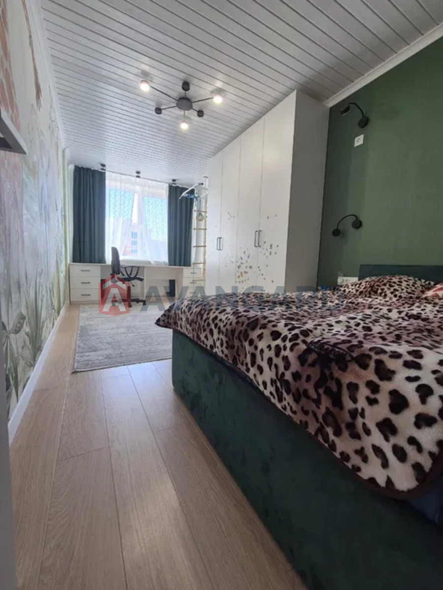 2 ��. ��������, 67/-/24 ��. �., 7/10 ������ ���� 17