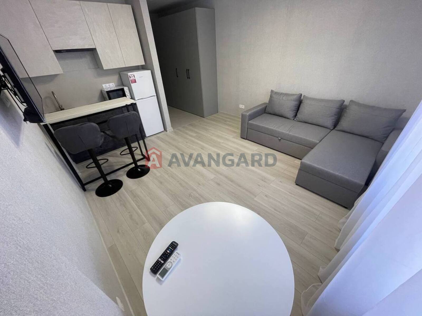 1 ��. ��������, 23/19/4 ��. �., 4/4 ������ ���� 5