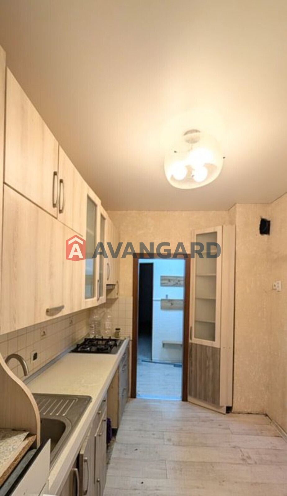 3 ��. ��������, 70/-/7 ��. �., 2/5 ������ ���� 11