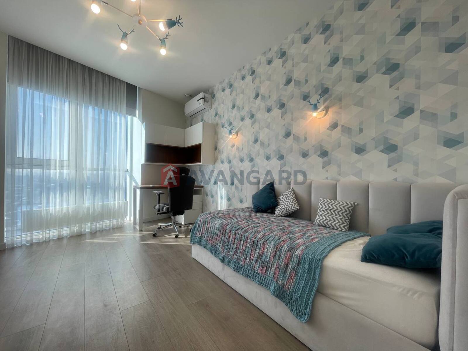 4 . , 120/-/53 . ., 18/24   14