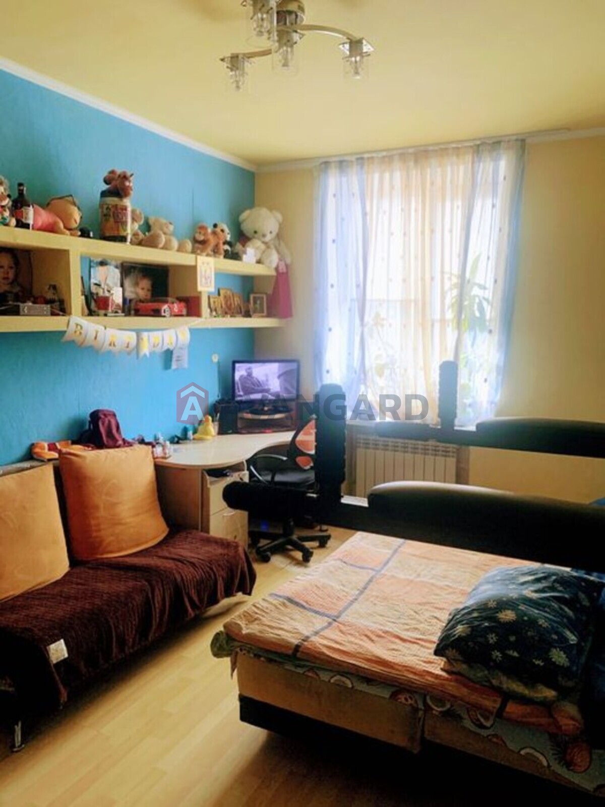 3 ��. ��������, 71/-/7 ��. �., 2/4 ������ ���� 9