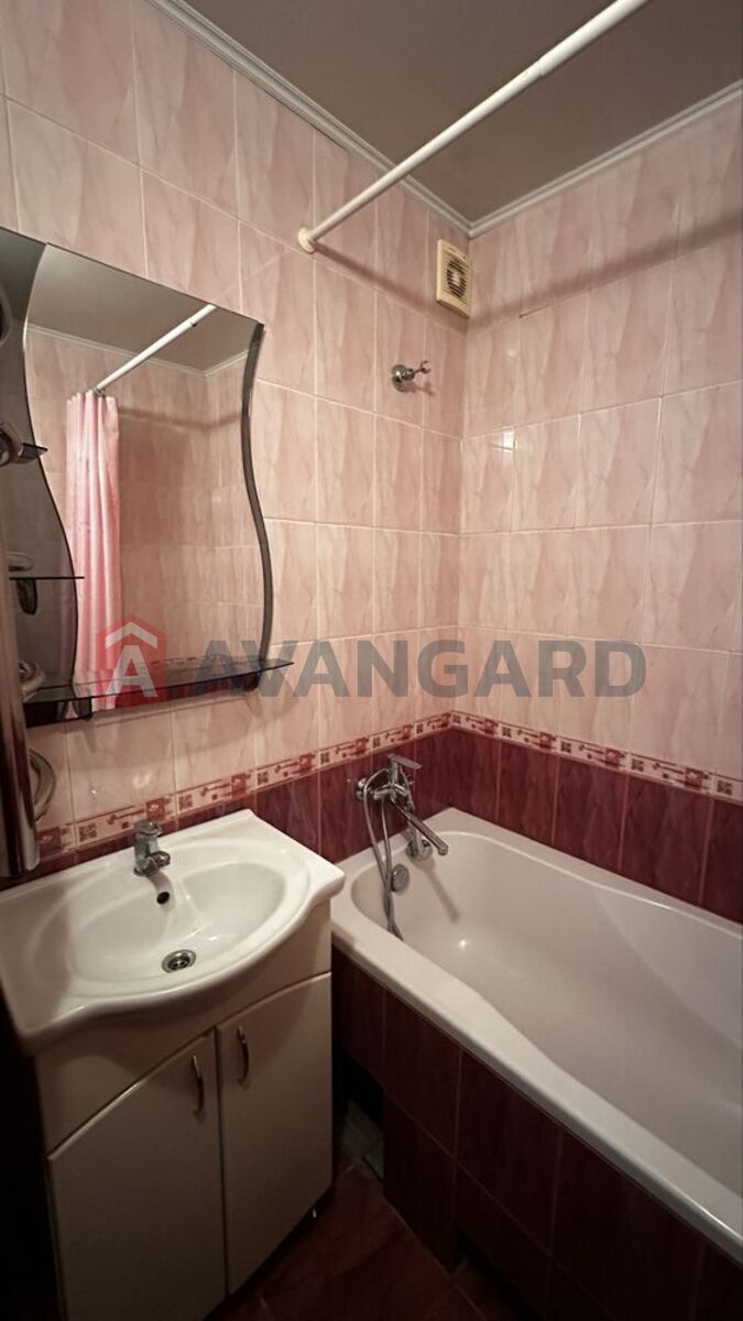 3 ����. ��������, 61/-/7 ��. �., 6/9 ���� ���� 6