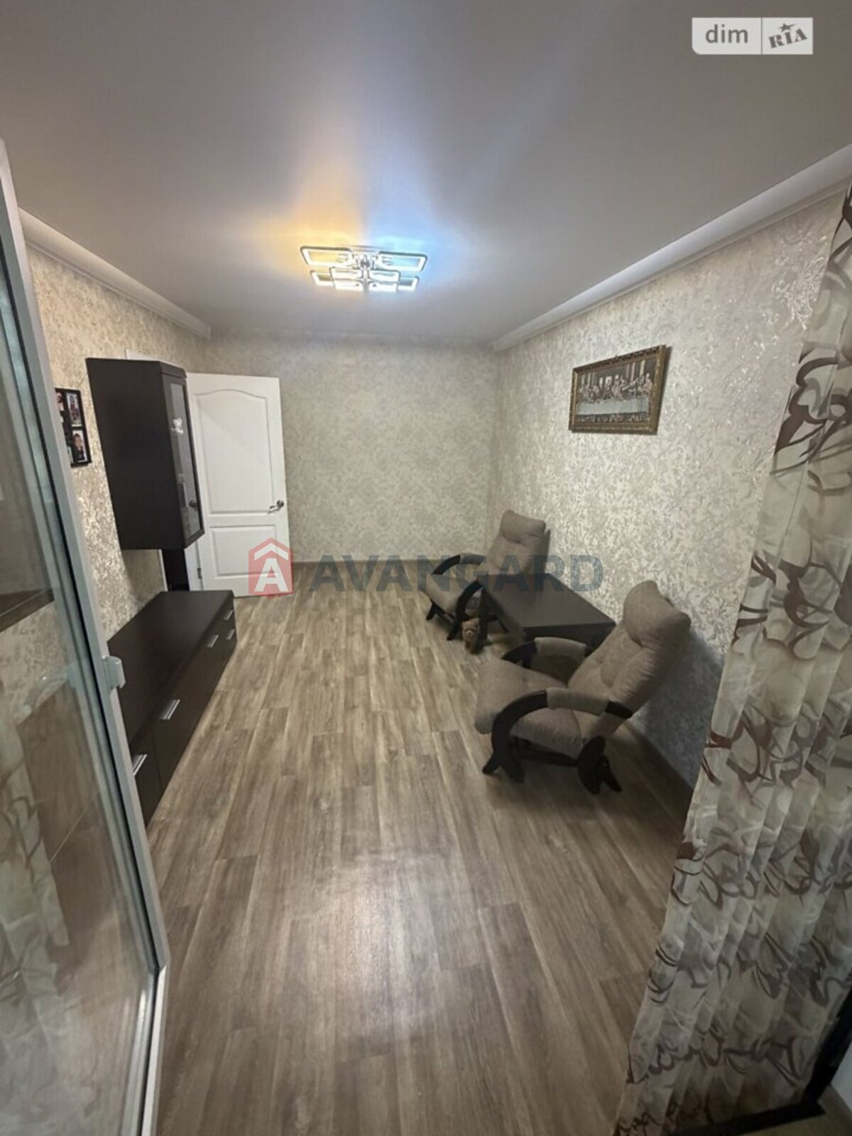 3 ����. ��������, 74/-/- ��. �., 2/4 ���� ���� 15