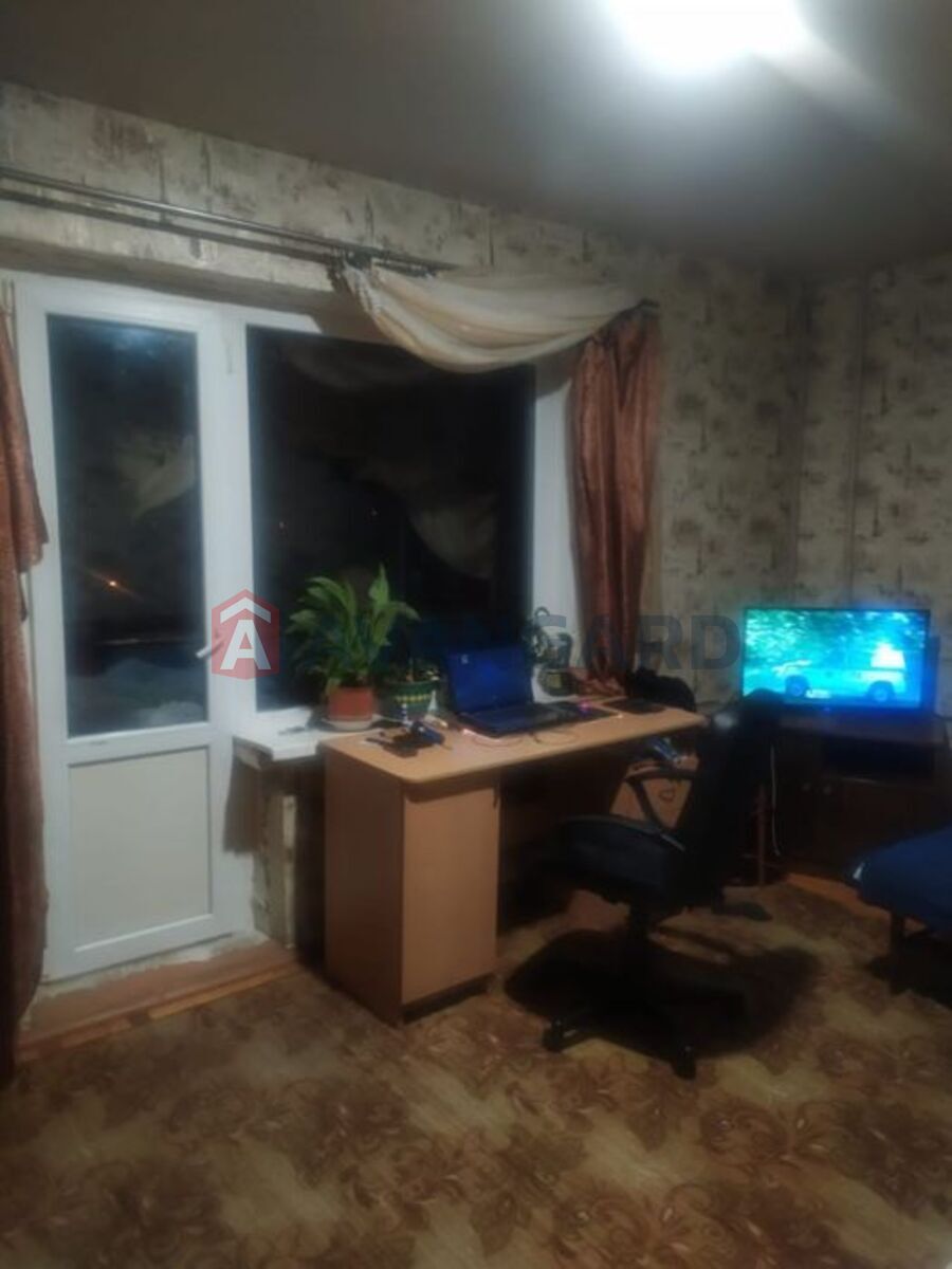 1 . , 40/-/8 . ., 7/9   2