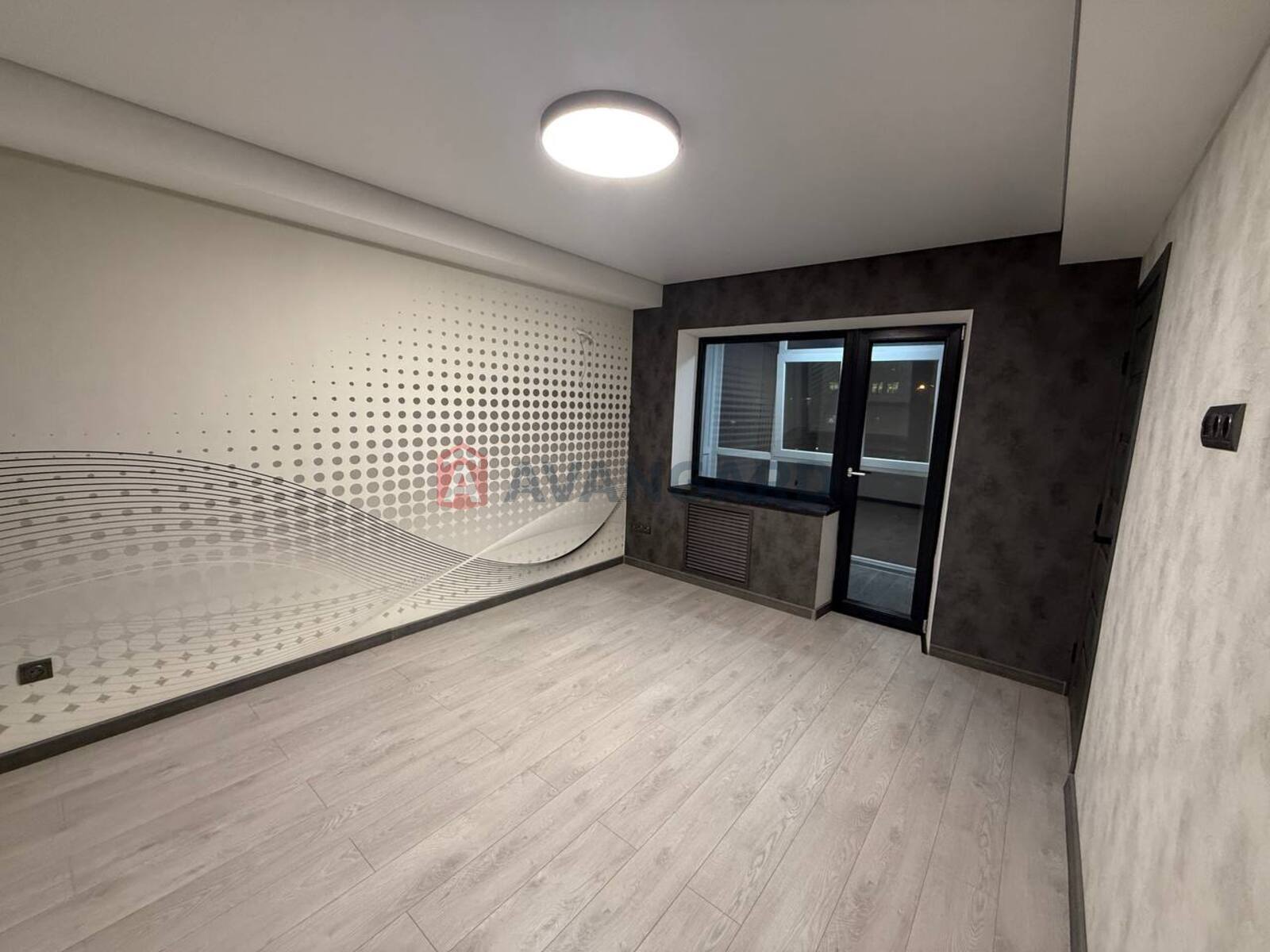 1 ��. ��������, 30/15/7 ��. �., 3/5 ������ ���� 11