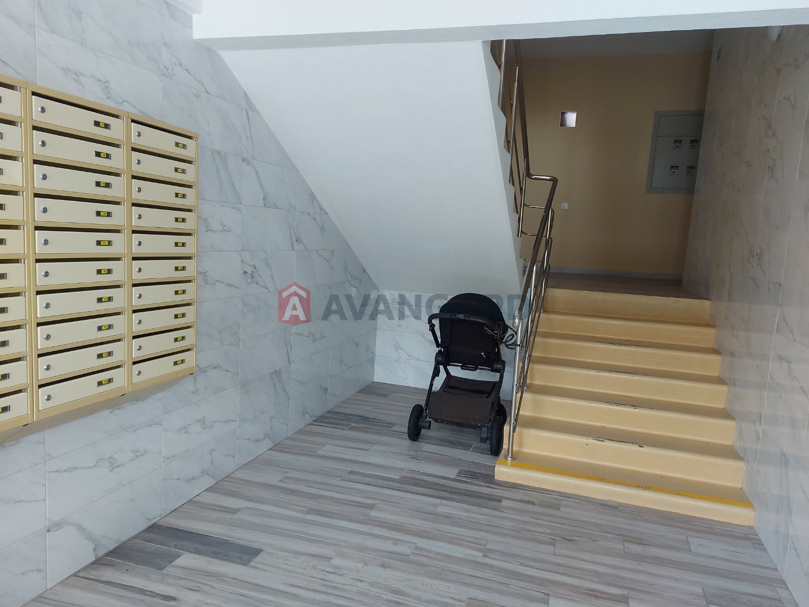 1 ��. ��������, 38.9/-/14.3 ��. �., 3/4 ������ ���� 13