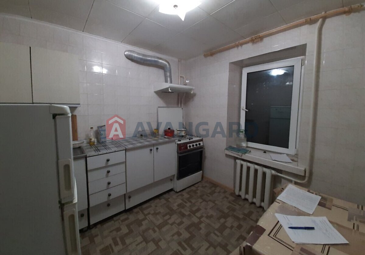 3 ����. ��������, 60/35/8 ��. �., 2/5 ���� ���� 2