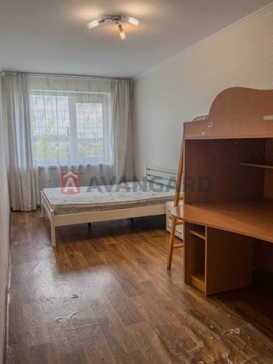 2 ��. ��������, 73/-/12.4 ��. �., 4/7 ������ ���� 9