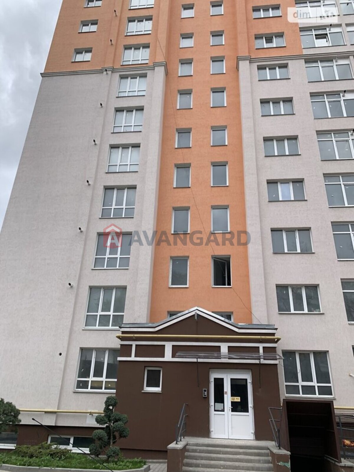 2 ��. ��������, 66/37/12 ��. �., 3/10 ������ ���� 3