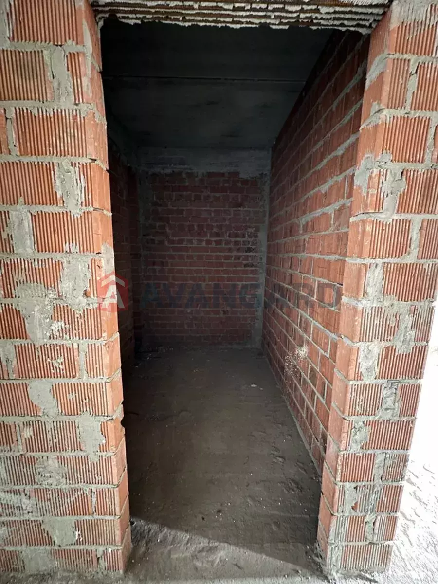 2 ��. ��������, 48/-/18 ��. �., 1/10 ������ ���� 6