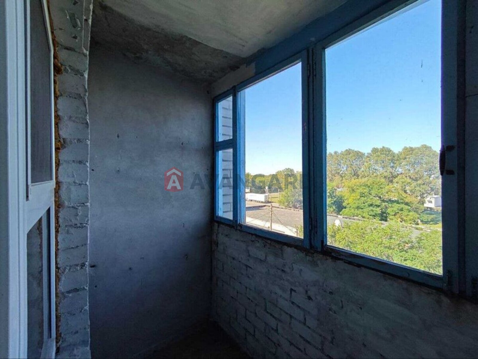 3 ��. ��������, 67/-/8 ��. �., 4/14 ������ ���� 15