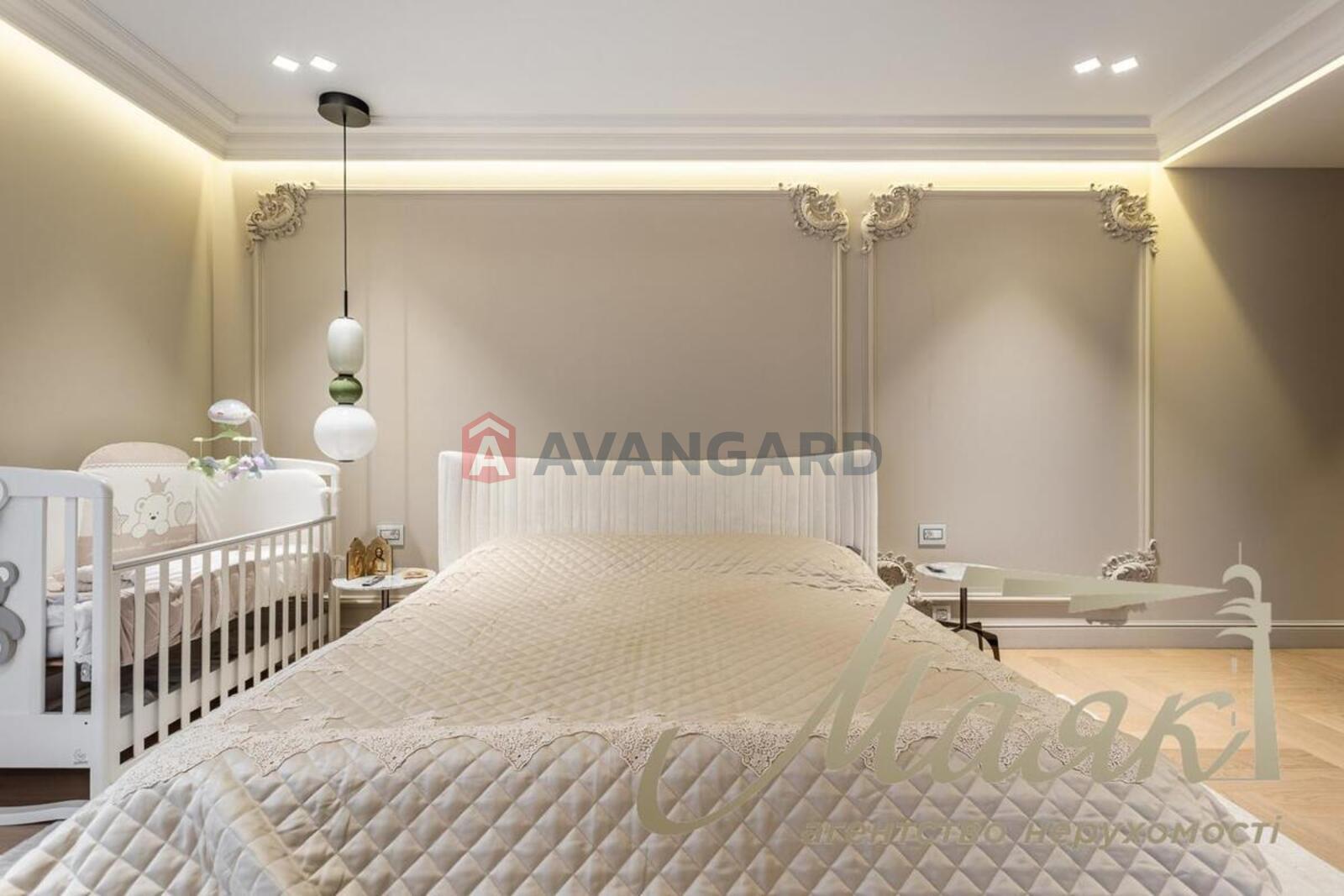 3 ��. ��������, 122/60/40 ��. �., 12/24 ������ ���� 21