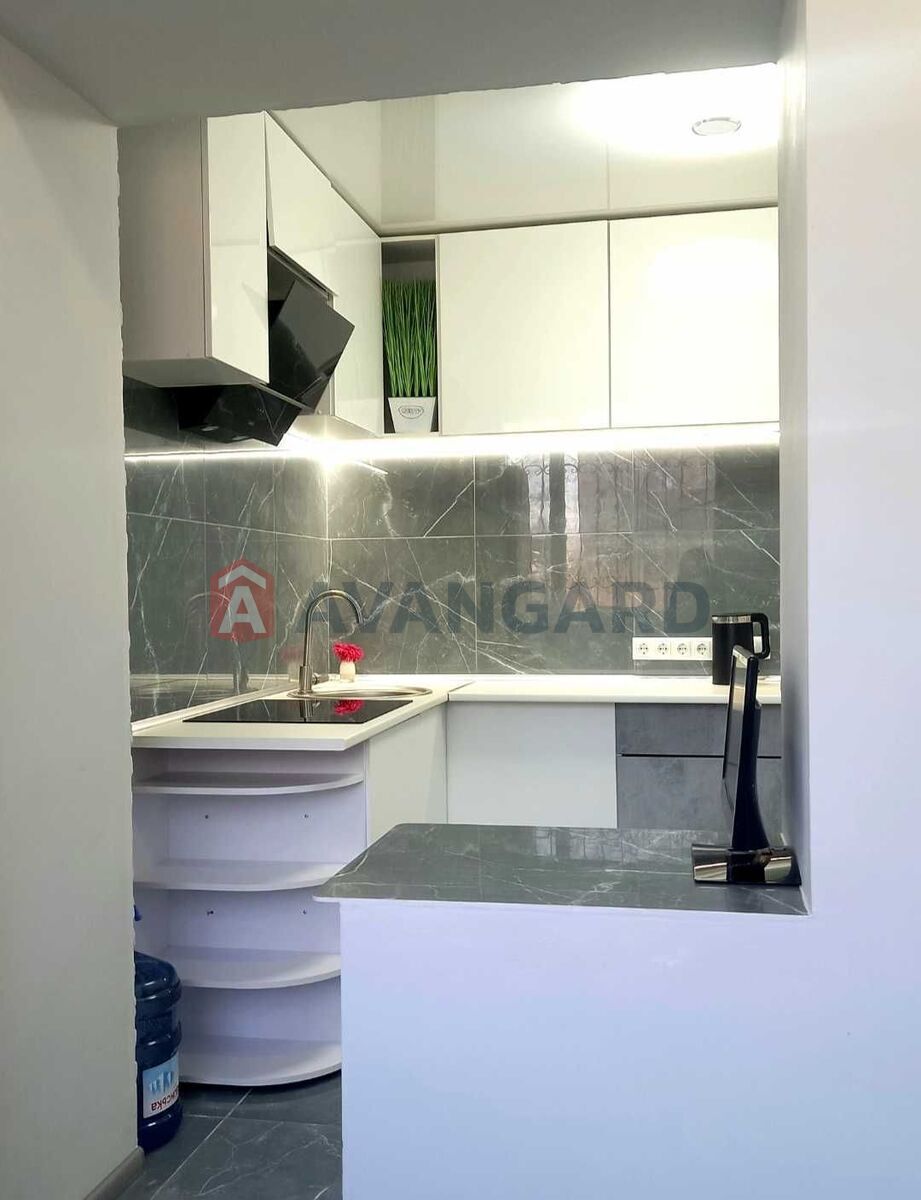 1 ��. ��������, 40/30/10 ��. �., 2/5 ������ ���� 3