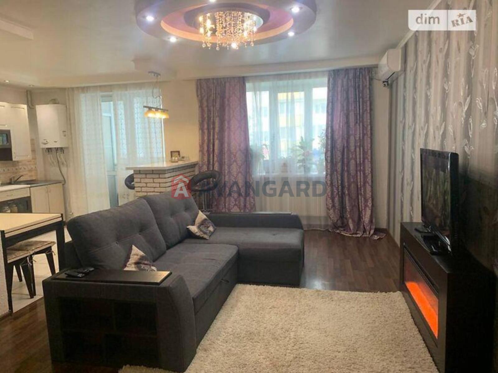 2 ��. ��������, 64/64/16 ��. �., 1/8 ������ ���� 11